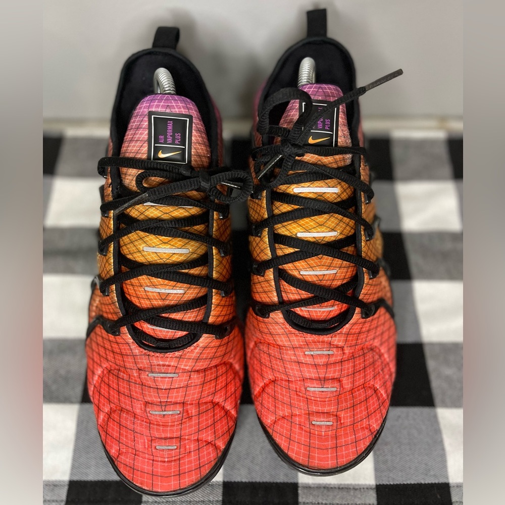 Nike Men’s Gradient Orange Red Running Shoes